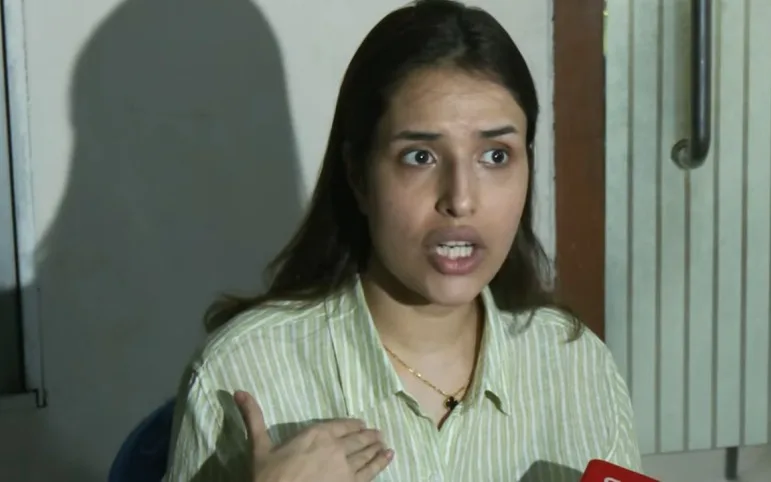 Actress Snigdha Chowdhury files case against Ashiyan Group chairman over physical torture & abuse