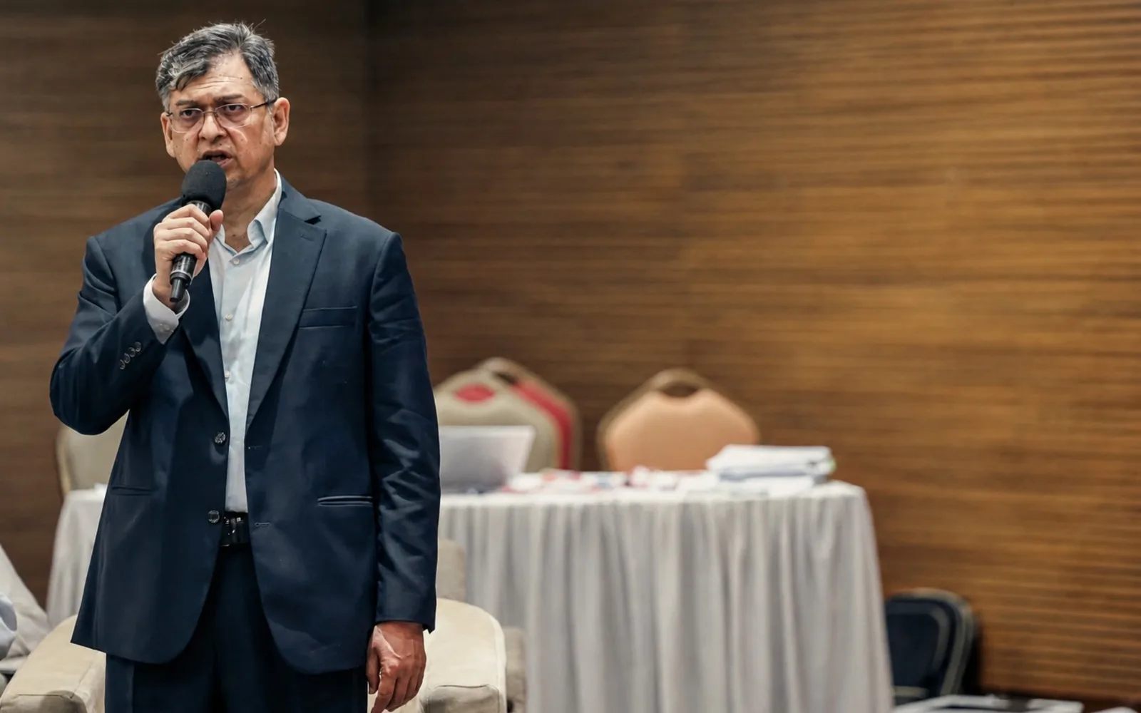 Salahuddin Ahmed speaking at a National Consensus Commission meeting.  