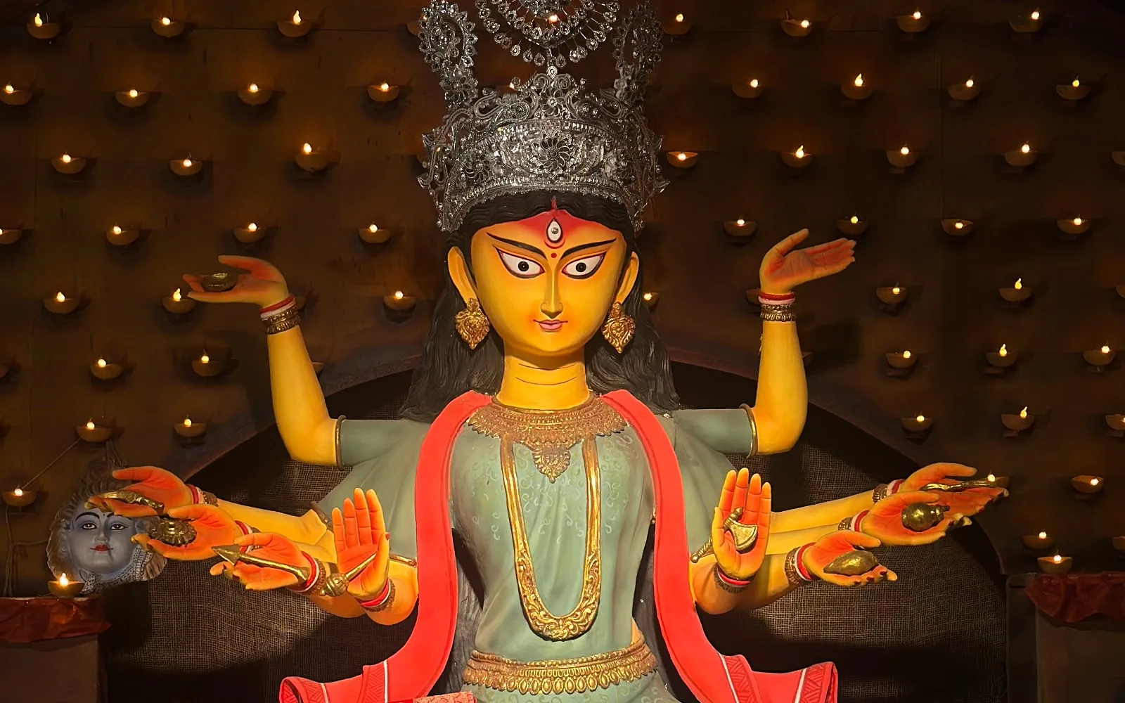What a Durga I Saw, Chacha!